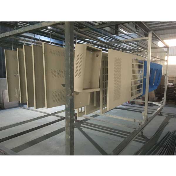 模溫機、冷水機、鈑金生產線